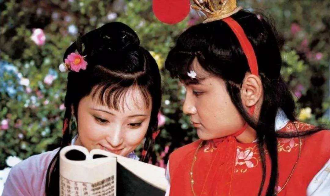 玉带林中挂中预示那个女子的命运(1)