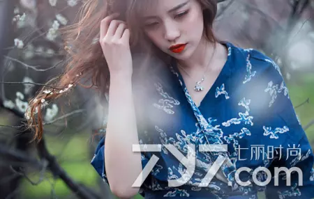 梦见一群白羊预示什么周公解梦女人生孩子(1)