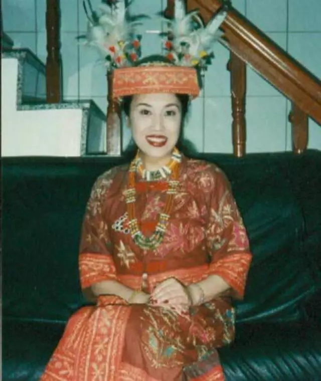 梦见初恋变性成女人什么意思周公解梦(5)