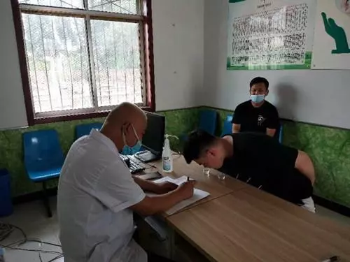 义桥卫生院有哪些科室(13)