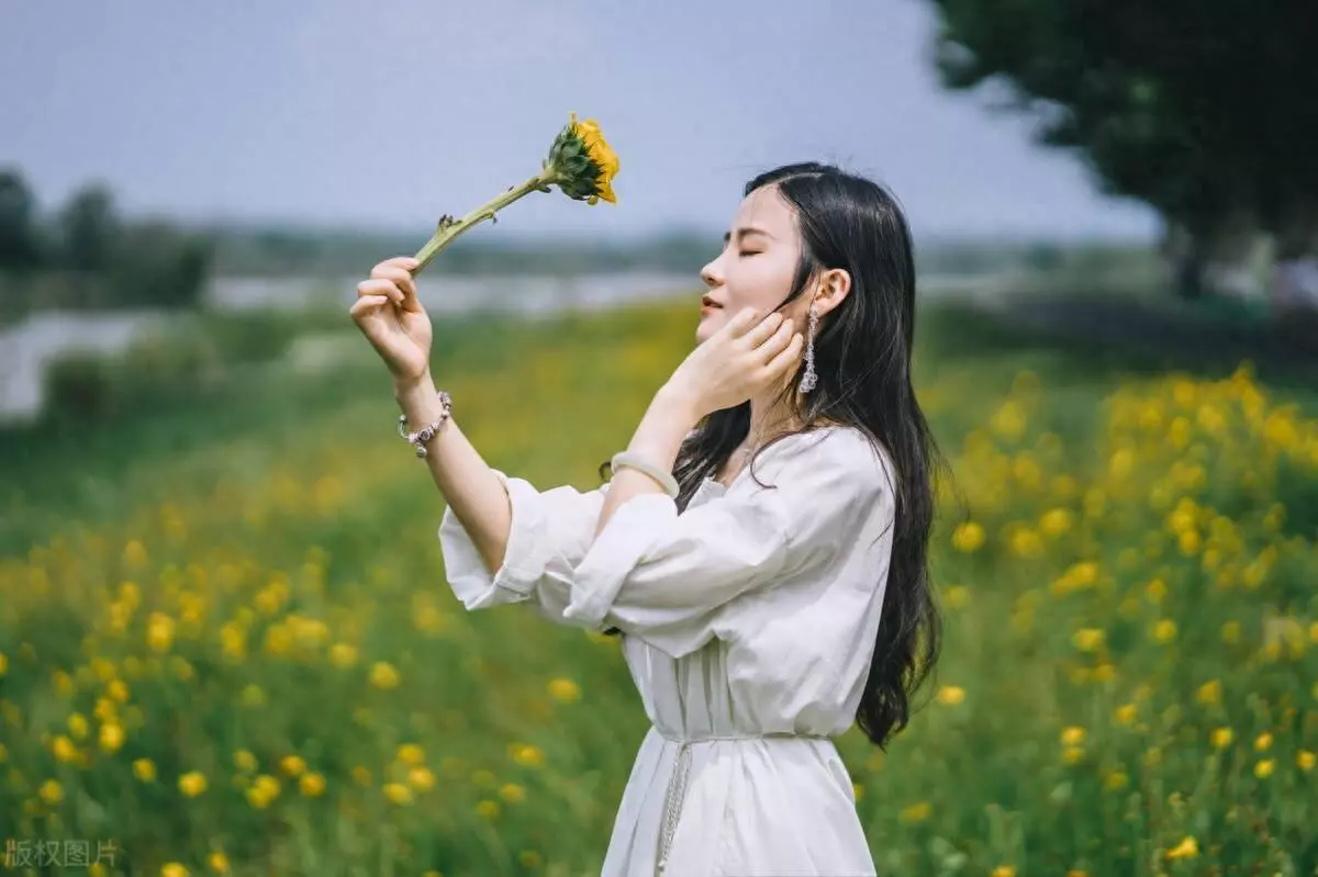1996年女属鼠今年工作运势如何呢(1)
