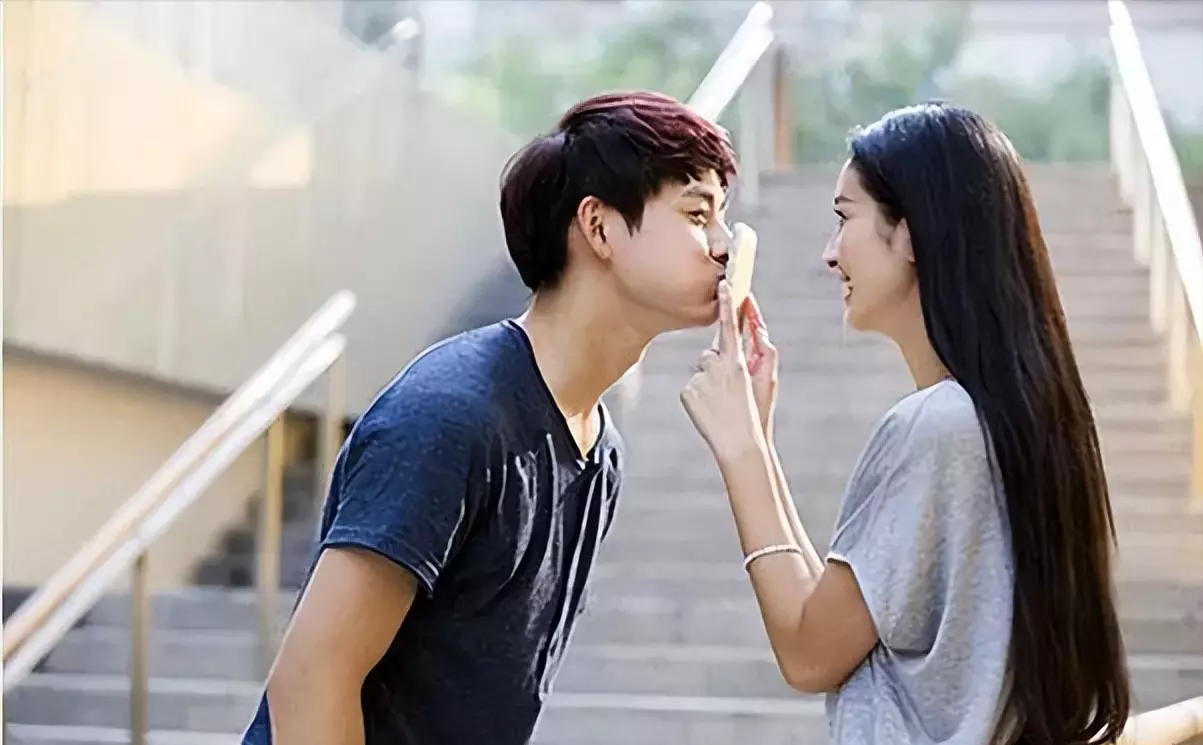 梦到女朋友瞎了是什么意思啊周公解梦(1)
