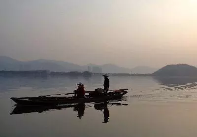 梦见紫色天空是什么意思周公解梦女人生孩子(2)
